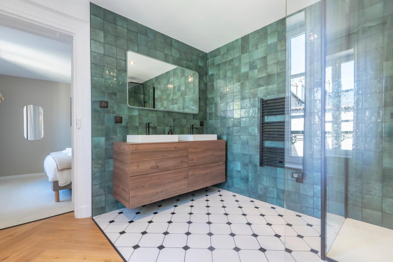 Le Cosy Chic . Proche Gare . Centre-Ville Macon . Neuf . Climatisation . Design . Wifi . Luaran gambar