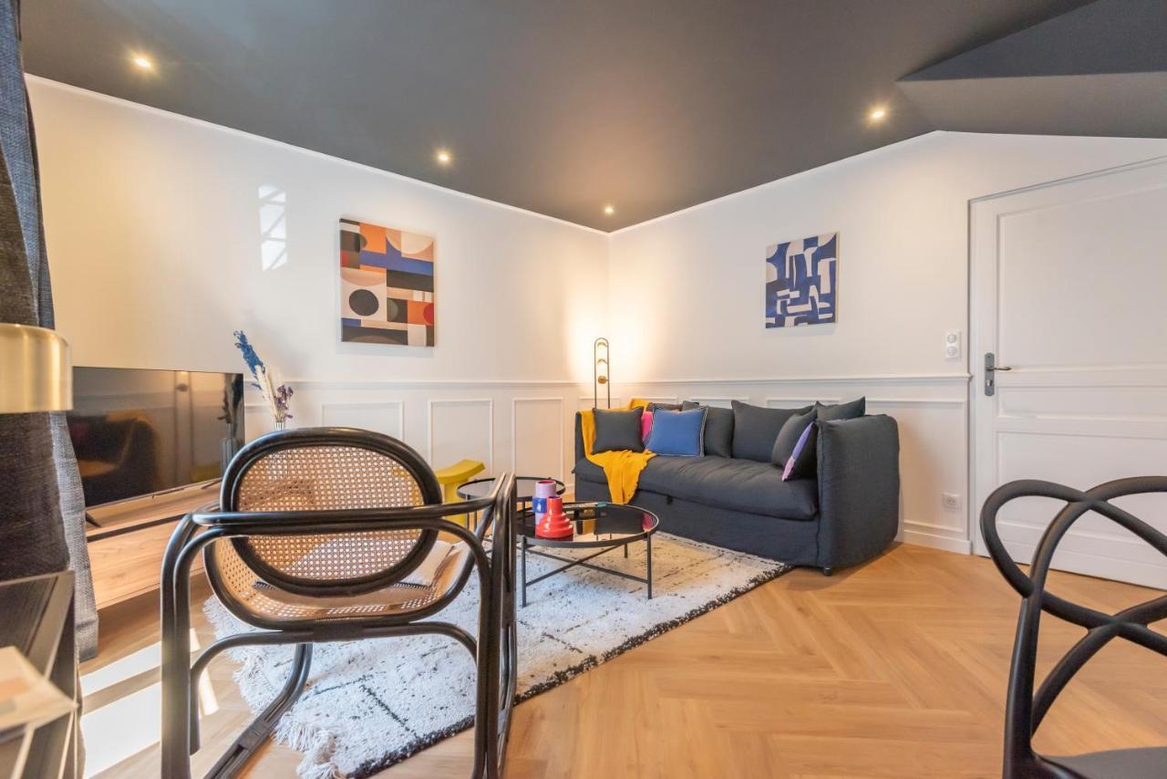 Le Cosy Chic . Proche Gare . Centre-Ville Macon . Neuf . Climatisation . Design . Wifi . Luaran gambar